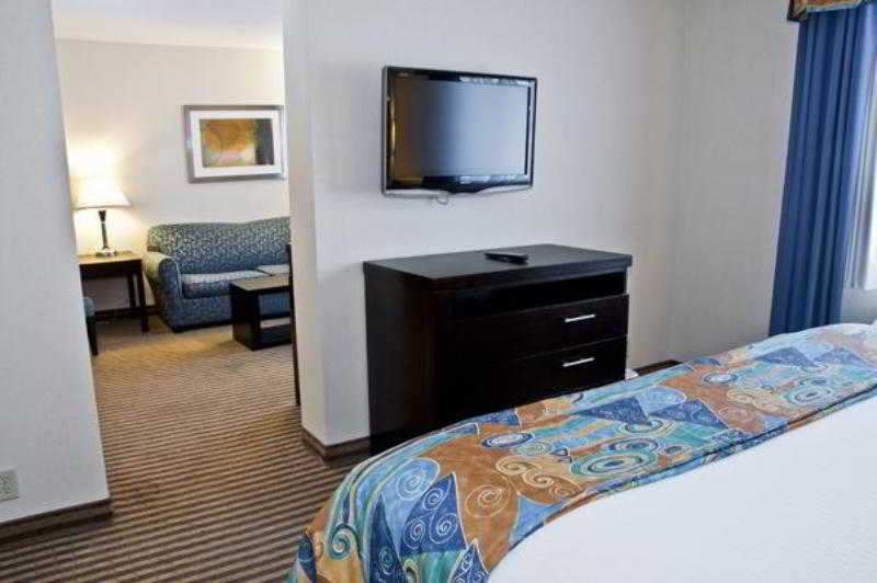 Rodeway Inn Portage Phòng bức ảnh